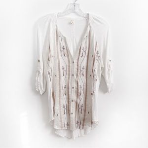 Anthropologie Tiny shirt cream beige embroidered high low boho lightweight